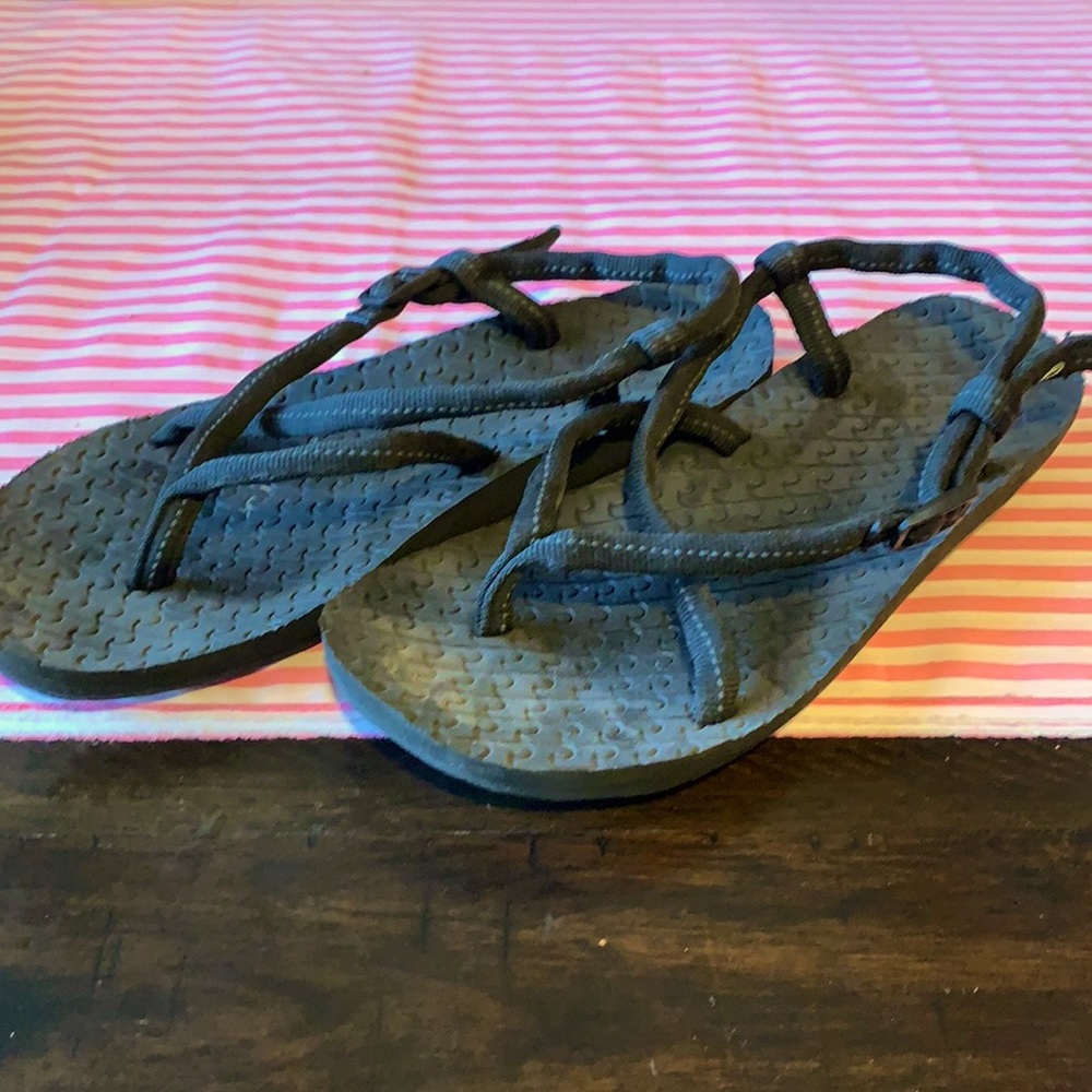 Black sandals